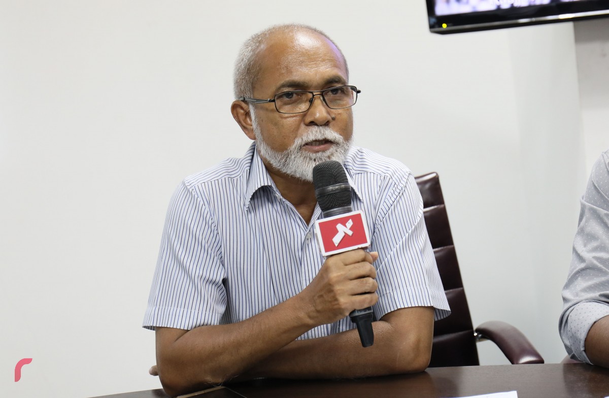 ސެޕްޓެމްބަރު 17، 2017: ރާއްޖެ ޓީވީ ހައްޖު އެންޑް އުމްރާ ދަތުރު ޕްރޮގްރާމް އިފްތިތާހްކުރުމުގެ ގޮތުން ހައްޖު ގްރޫޕްތަކާއިއެކު ސޮއިކުރުމަށް ބޭއްވި ރަސްމިއްޔާތުގެ ތެރެއިން