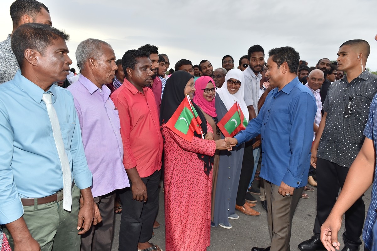 ސެޕްޓެމްބަރު 25، 2017 : ކޫއްޑޫ އެއާޕޯޓް ރަސްމީކޮށް ހުޅުވައިދެއްވުމަށް ބޭއްވި ހާއްސަ ރަސްމިއްޔާތުގެ ތެރެއިން