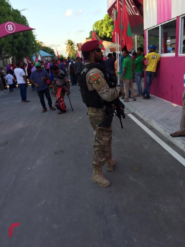 ސެޕްޓެމްބަރު 26، 2017: ރައީސް އަބްދުﷲ ޔާމީން ގއ. ވިލިނގިއްޔަށް ވަޑައިގަތުމާއިގުޅިގެން އެމްއެންޑީއެފް އިން ސަލާމަތީ ކަންކަން ބަލަހައްޓަނީ