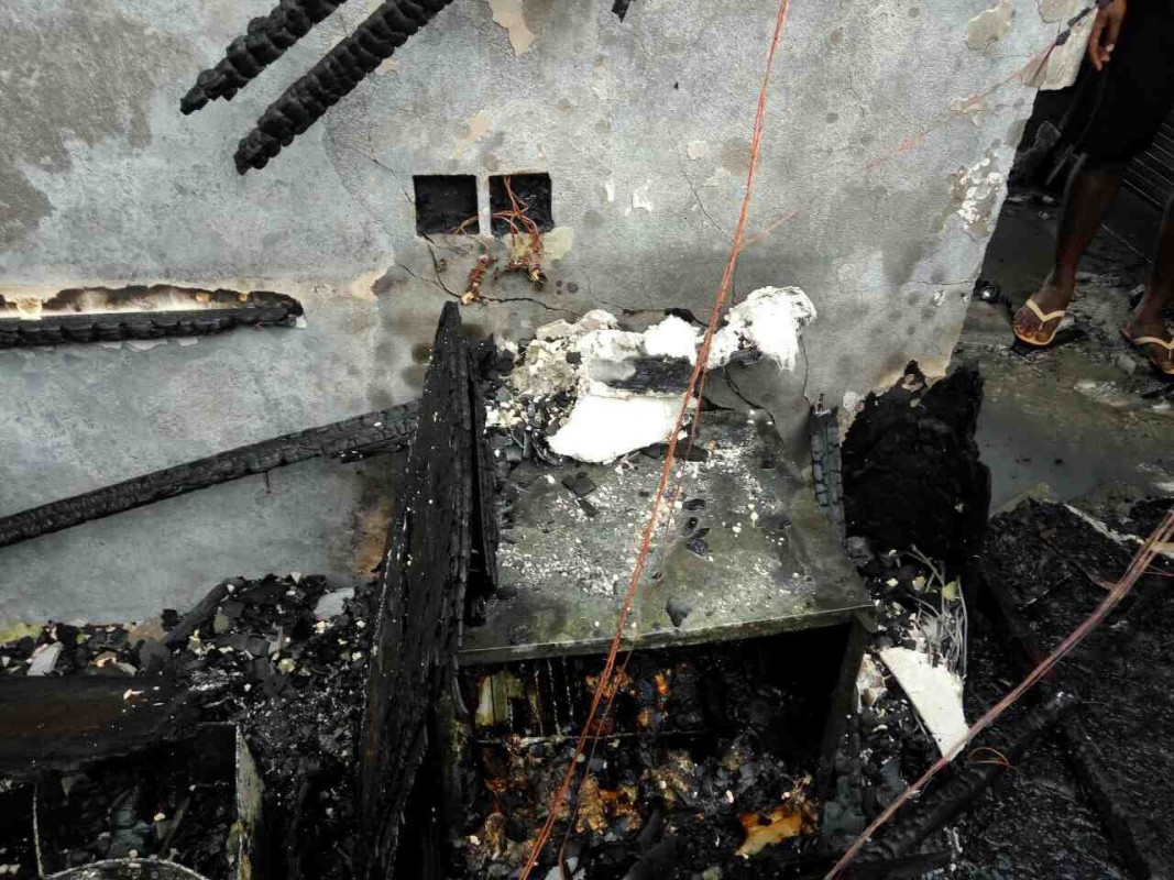 އޮކްޓޫބަރު 3، 2017: ޕެރެޑައިސް އައިލެންޑް ރިޒޯޯޓްގެ ވޯޓާ ވިލާގައި އަލިފާނުގެ ހާދިސާއެއް ހިނގައި ގެއްލުންވެފައި