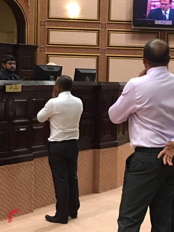 Opposition MPs continue to claim Speaker Maseeh has no legal standing to conduct sessions 