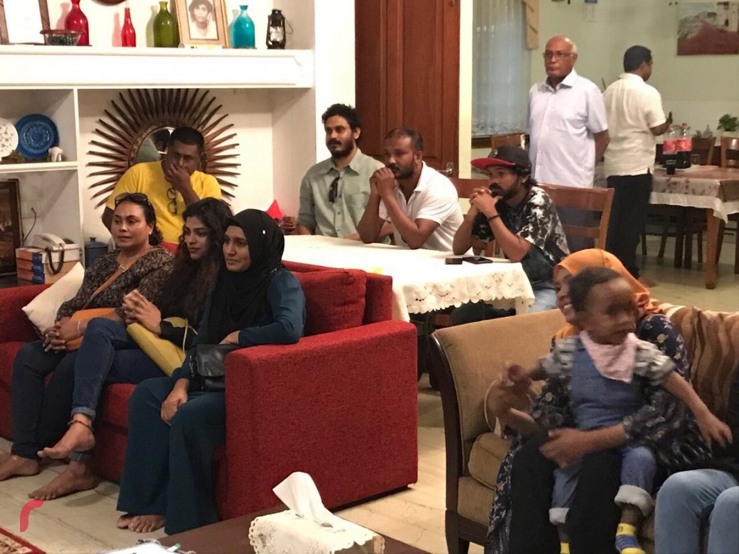 އޮކްޓޫބަރު 17، 2017 : އެމްޑީޕީގެ ރައީސް މުޙައްމަދު ނަޝީދު ލަންކާގައި ދިރިއުޅޭ ދިވެހިންނާއި ބައްދަލުކުރެއްވުމަށް ބޭއްވި ހަރަކާތުގެ ތެރެއިން