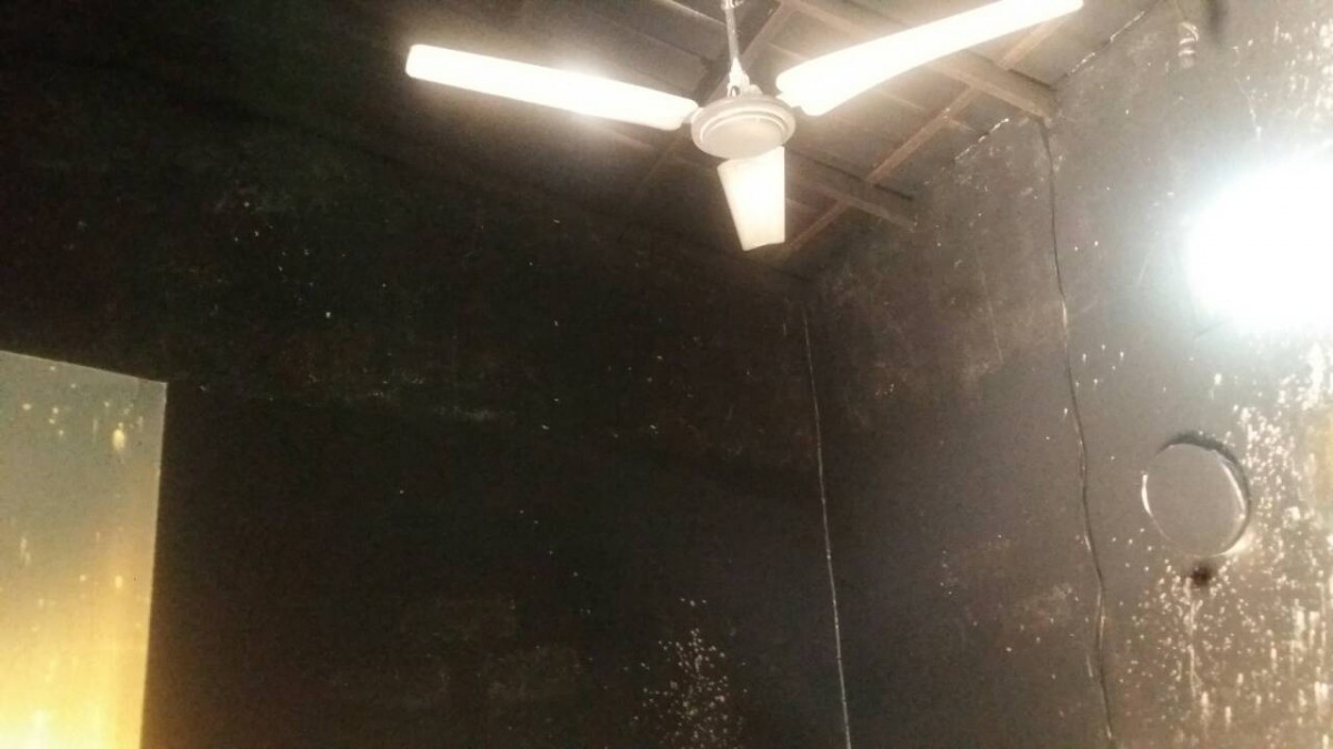 އޮކްޓޫބަރު 26، 2017 : އައްޑޫ ސިޓީގައި އަލިފާނުގެ ހާދިސާއެއް ހިނގައި ބޮޑެތި ގެއްލުންތަކެއް ވަނީ ލިބިފައި