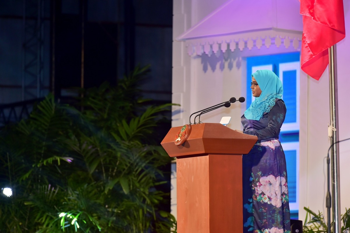 ނޮވެމްބަރު 17، 2018: ސަރުކާރަށް 4 އަހަރު ފުރުމާ ގުޅިގެން އަލިމަސް ކާނިވަލްގައި ބޭއްވި ޖަލްސާގެ ތެރެއިން: މި ޖަލްސާގައި ސަރުކާރުގެ މުއައްސަސާތަކުގެ ގިނަ އަދަދެއްގެ މުވައްޒަފުން ބައިވެރިވެފައިވޭ