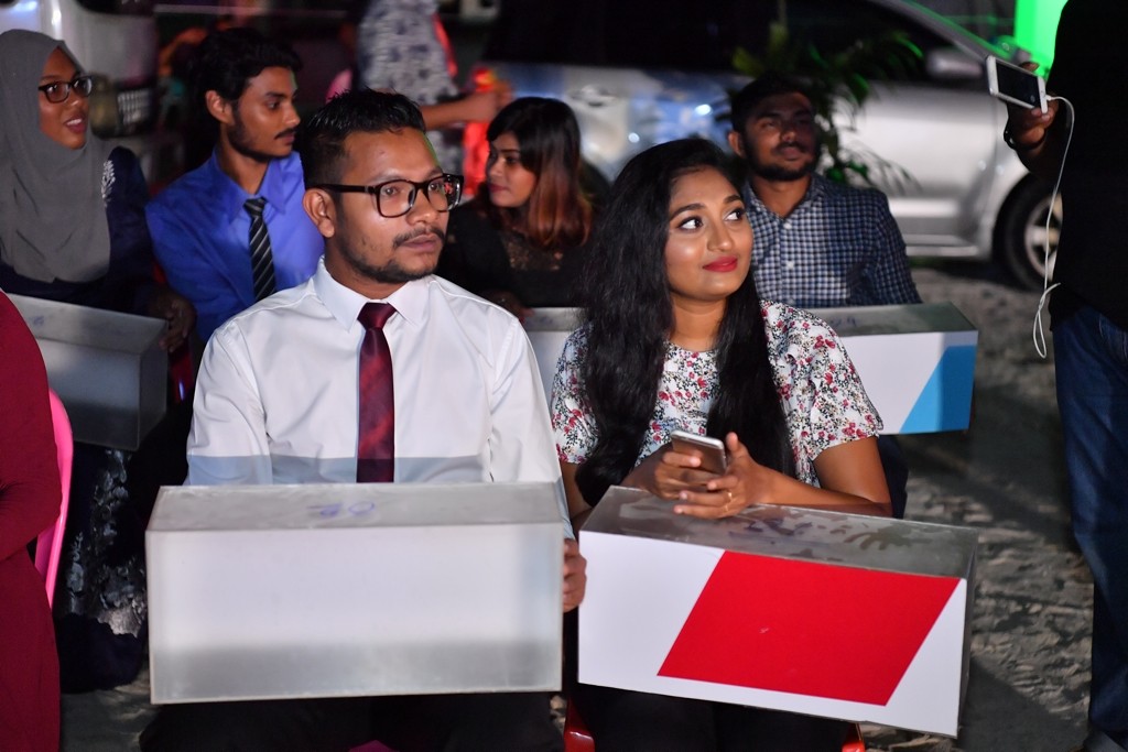 ނޮވެމްބަރު 19، 2017: ހުޅުމާލޭ ދެވަނަ ފިޔަވަހީގެ ފްލެޓްތަކުގެ ބިންގާ އެޅުމަށް ބޭއްވި ރަސްމިއްޔާތުގެ ތެރެއިން