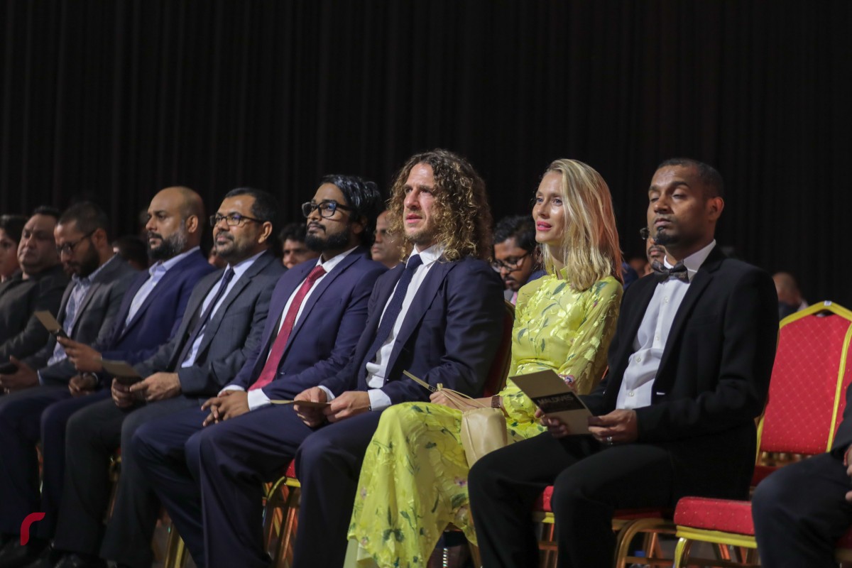 ޑިސެމްބަރު 16، 2017 : އެފްއޭއެމްއާއި  މޯލްޑިވްސް ފުޓްބޯލް ޑޮޓްކޮމް ގުޅިގެން ކުރިއަށްގެންދިޔަ މޯލްޑިވްސް ފުޓްބޯލް އެވޯޑްސް ނައިޓްގެ ތެރެއިން