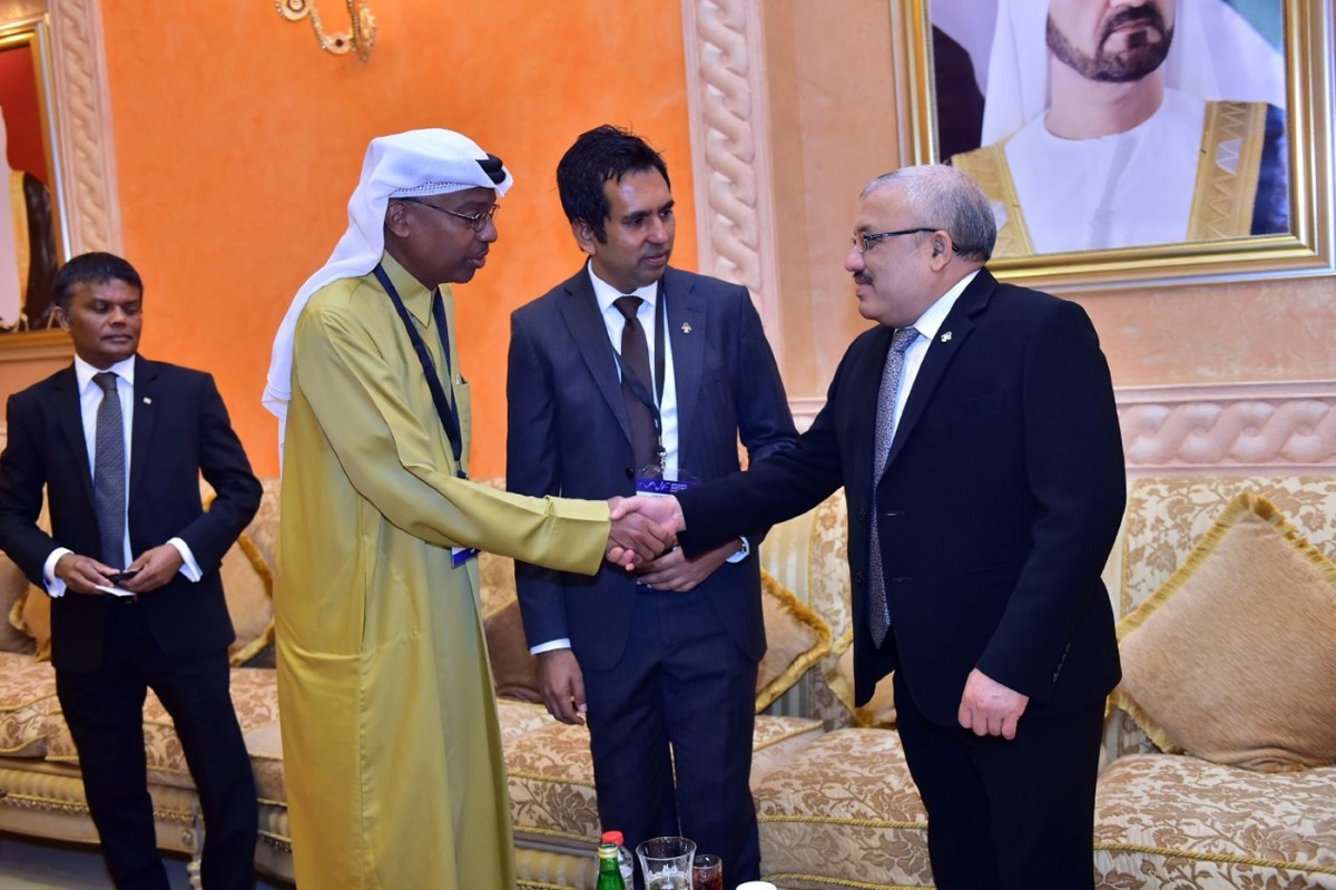 ޑިސެމްބަރު 18، 2017: އިންވެސްޓްމެންޓް ފޯރަމް ހުޅުވުމުގެ ރަސްމިއްޔާތުގެ ތެރެއިން - ރައީސް އޮފީސް