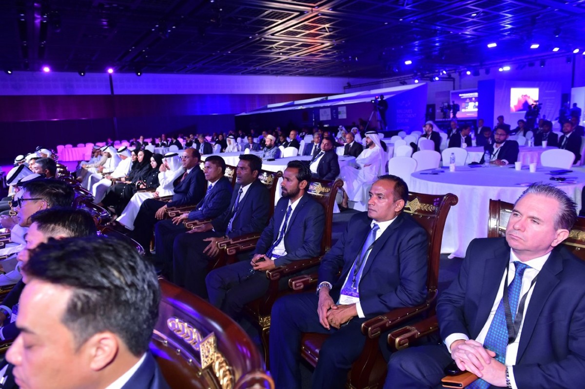 ޑިސެމްބަރު 18، 2017: އިންވެސްޓްމެންޓް ފޯރަމް ހުޅުވުމުގެ ރަސްމިއްޔާތުގެ ތެރެއިން - ރައީސް އޮފީސް