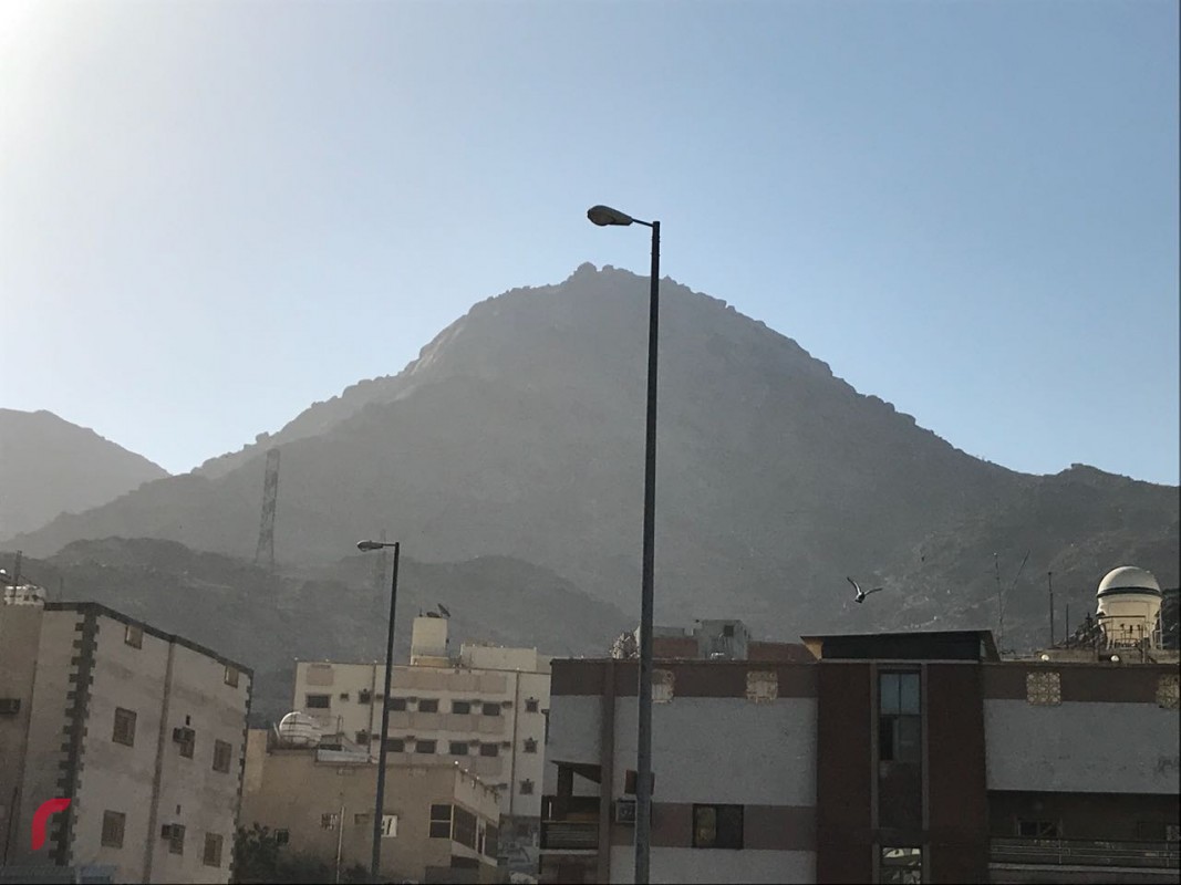 ޖެނުއަރީ 10، 2018: މައްކާގައި ހުންނަ ސައުރު ފަރުބަދަ، ކީރިތި ރަސޫލާ މަދީނާއަށް ހިޖުރައަށް ވަޑައިގެންނެވި ދަތުރުގައި އަބޫބަކުރުގެފާނާއިއެކު މަޑުކުރެއްވީ މި ފަރުބަދައިގެ ހޮހޮޅައިގައި