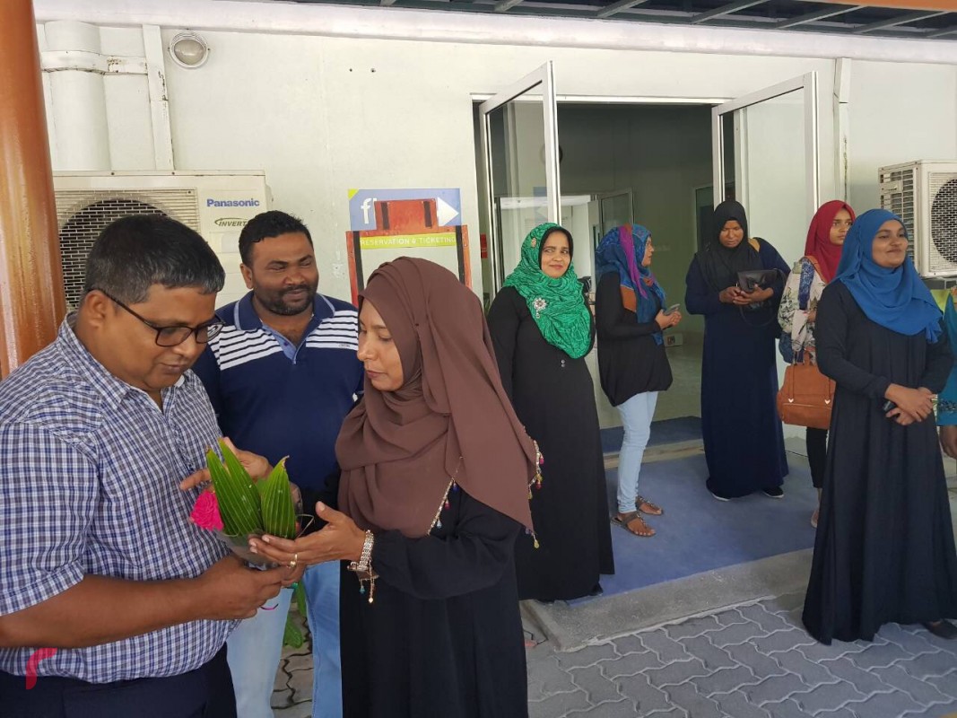 ޖެނުއަރީ 11، 2017: ގުޅިފައިވާ އިއްތިހާދުގެ މެމްބަރުން މާމިގިއްޔަށް ވަޑައިގަތުމުން ވަނީ ހޫނު މަރުހަބާއެއް ކިޔާފައި