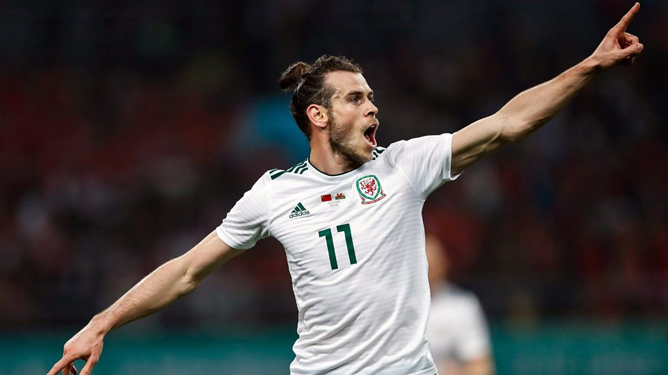 ޗައިނާ ކަޕްގެ ސެމީ ފައިނަލްގައި ޗައިނާ ކޮޅަށް ހެޓްރިކް ހެދުމަށް ފަހު ވޭލްސްގެ ވިންގަރ ގެރެތު ބޭލް އުފާ ފާޅުކުރަނީ