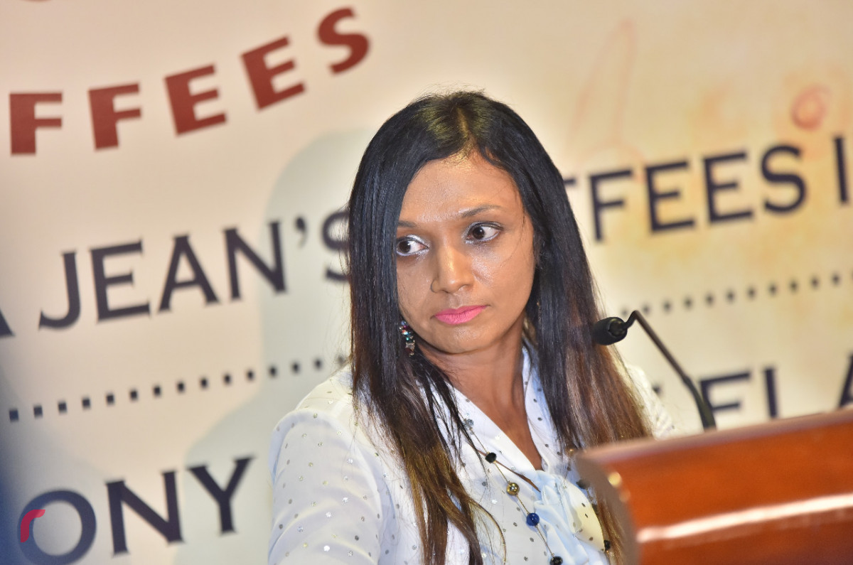 އޭޕްރިލް 3، 2018: އޮސްޓްރޭލިއާގެ މަޝްހޫރި ފްރޭންޗައިޒް "ގްލޯރިއާ ޖީންސް ކޮފީސް" ހުޅުވުމަށް ރަސްފަންނު ޕެވިލިއަންގައި ބޭއްވި ރަސްމިއްޔާތުގެ ތެރެއިން-- ފޮޓޯ: މުހައްމަދު ޝަރުހާން