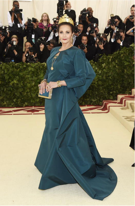 މިއަހަރުގެ މެޓް ގާލާގެތެރެއިން: މަޝްހޫރު ފަރާތްތަކުން ހަފްލާއަށް ބޭނުންކުރި ހެދުންތަކާއި ސްޓައިލްތަކަށް ވަނީ ބޮޑު ސަމާލުކަމެއް ލިބިފައި. -- ފޮޓޯ: ގެޓީ އިމޭޖަސް