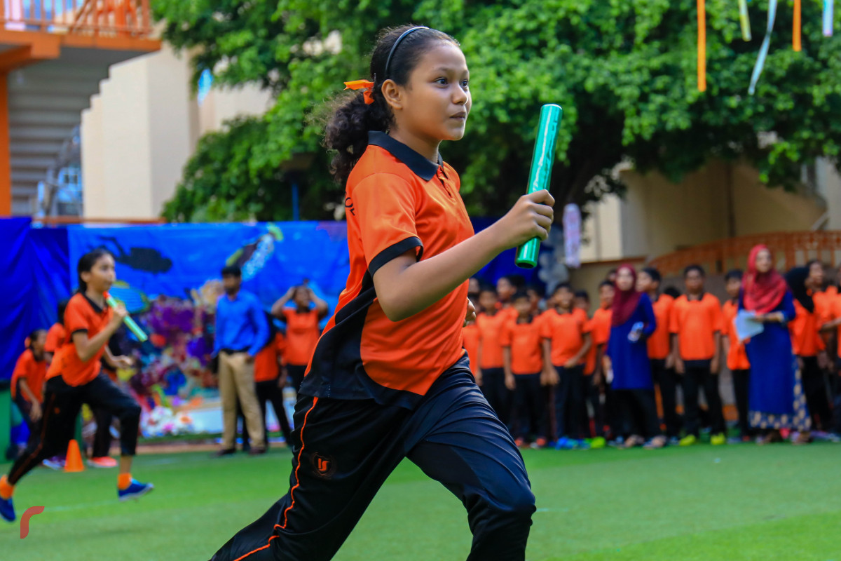 މެއި 20، 2018: ކުޑަކުދިންގެ ދުވަސް ފާހަގަކުރުމަށް އިމާދުއްދީން ސްކޫލްގައި ކުރިއަށްގެންދިޔަ ހަރަކާތްތަކުގެ ތެެރެއިން، ކުޑަކުދިންގެ ދުވަހަކީ ކޮންމެ އަހަރަކުވެސް ކުލަގަދަކޮށް ފާހަގަކުރަމުން އަންނަ ދުވަހެއް -- ފޮޓޯ: މުޙައްމަދު ޝަރުހާން