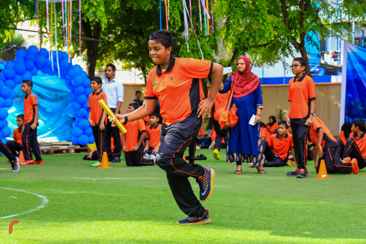 މެއި 20، 2018: ކުޑަކުދިންގެ ދުވަސް ފާހަގަކުރުމަށް އިމާދުއްދީން ސްކޫލްގައި ކުރިއަށްގެންދިޔަ ހަރަކާތްތަކުގެ ތެެރެއިން، ކުޑަކުދިންގެ ދުވަހަކީ ކޮންމެ އަހަރަކުވެސް ކުލަގަދަކޮށް ފާހަގަކުރަމުން އަންނަ ދުވަހެއް -- ފޮޓޯ: މުޙައްމަދު ޝަރުހާން