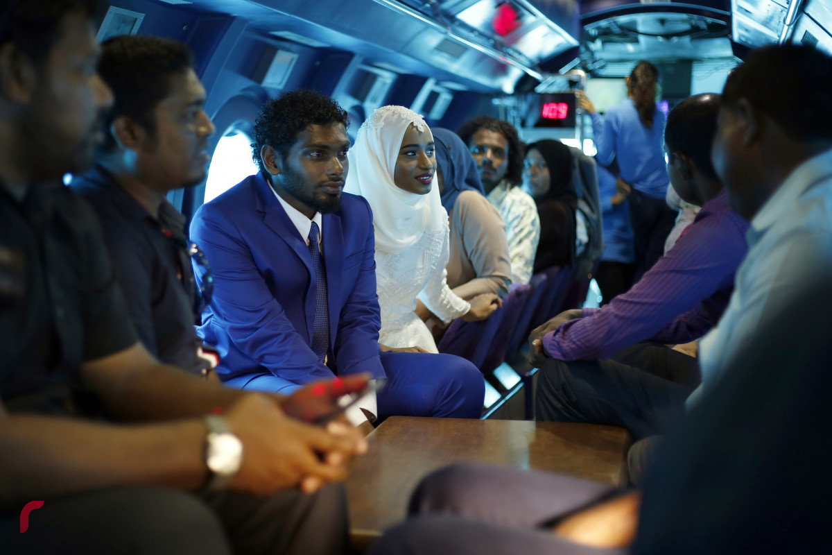 ދެމީހުންގެ ހުވަފެނުގައި ހަގީގީ ކުލަ ޖެހިގެން ދިޔައީ 13 މެއި 2018 ވަނަ ދުވަހުގެ މެންދުރު ފަހު 3.40 ގައި ކަނޑުގެ އަޑީގައި މަފްޒޫލް އޭނާގެ އަނބި "ރާނީ" ގަބޫލު ކުރުމާއި އެކުގައެވެ. އެއާއިއެކު 1700ރ ގެ ރަން ރާނިޔާއަށް ރައްދު ކުރިއެވެ.