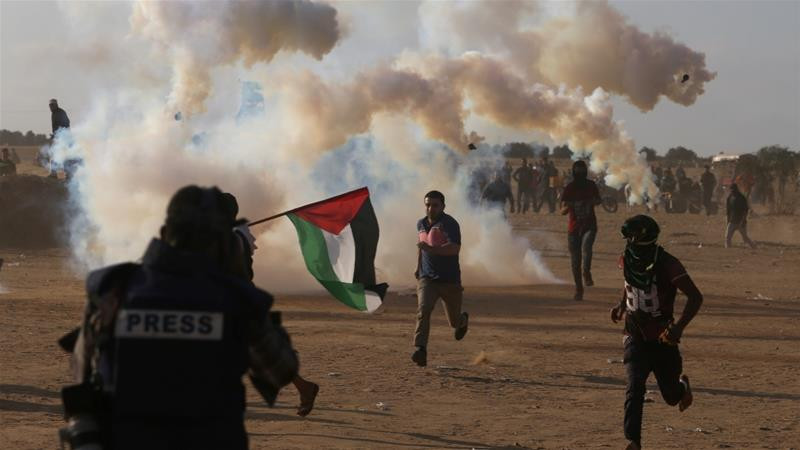 ކަރުނަގޭސް ގާޒާ ބޯޑަރުގައި ޖެހުމުން ފަލަސްތީނުގެ ރައްޔިތުން ސަލާމަތް ވުމަށް ދުވަނީ