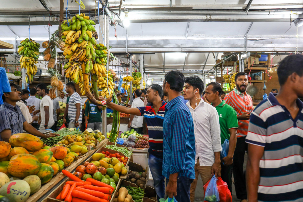 މެއި 25، 2018: މާލޭ ލޯކަލް މާރުކޭޓު: ބައެއް ތަކެތި ލިބުން ދަތިވެ ތަކެތީގެ އަގު ވަނީ އުފުލިފައި -- ފޮޓޯ: މުހައްމަދު ޝަރުހާން