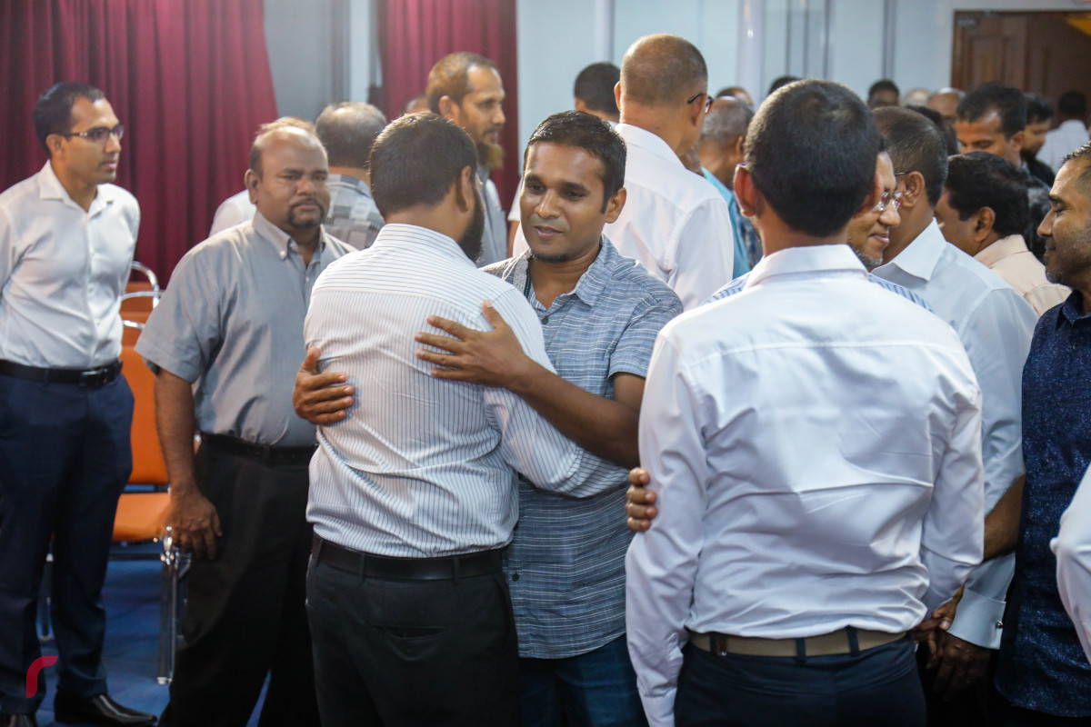 ޖޫން 1، 2018: ކުރީގެ އިސްލާމިކް މިނިސްޓަރު ޑރ. އަބްދުލް މަޖީދު އަބްދުލް ބާރީގެ ހަނދާނުގައި، އިސްލާމީ މަރުކަޒުގައި ބޭއްވި ތައުބީރުގެ ޖަލްސާގެ ތެރެއިން -- ފޮޓޯ: މުހައްމަދު ޝަރުހާން / ރާއްޖެ އެމްވީ