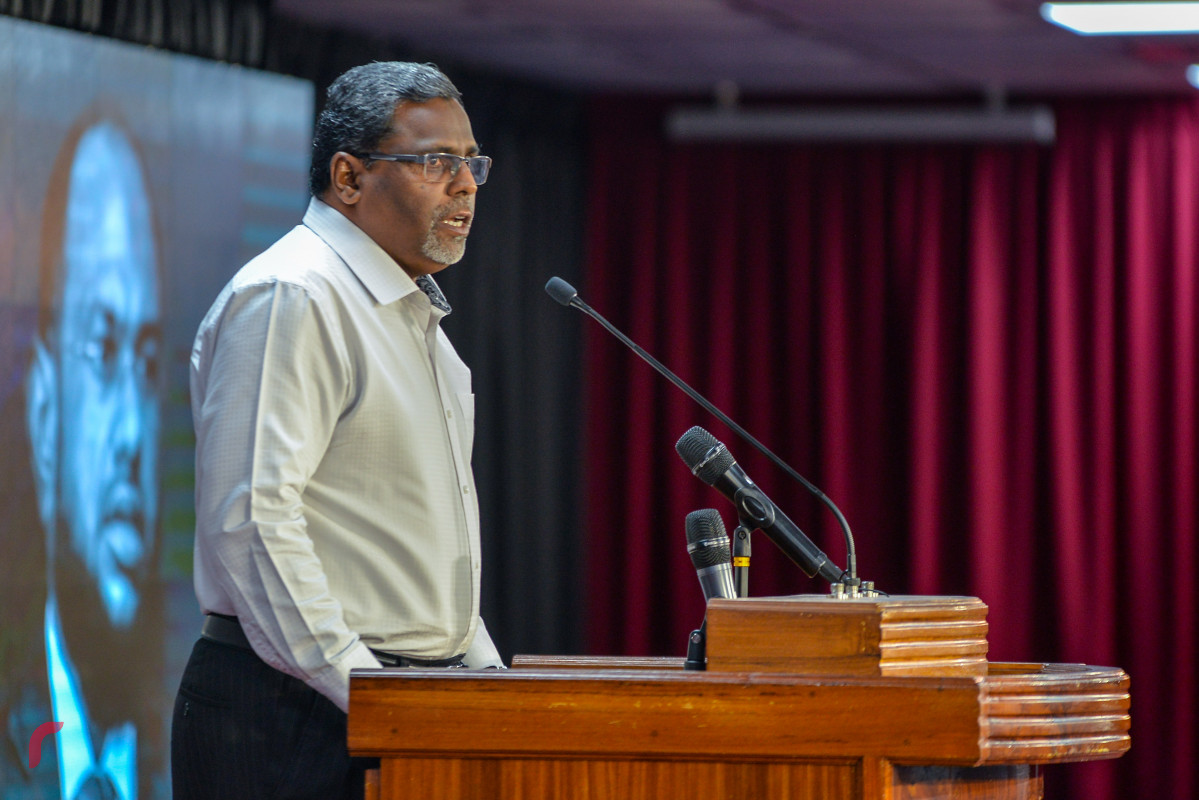 ޖޫން 1، 2018: ކުރީގެ އިސްލާމިކް މިނިސްޓަރު ޑރ. އަބްދުލް މަޖީދު އަބްދުލް ބާރީގެ ހަނދާނުގައި، އިސްލާމީ މަރުކަޒުގައި ބޭއްވި ތައުބީރުގެ ޖަލްސާގެ ތެރެއިން -- ފޮޓޯ: މުހައްމަދު ޝަރުހާން / ރާއްޖެ އެމްވީ