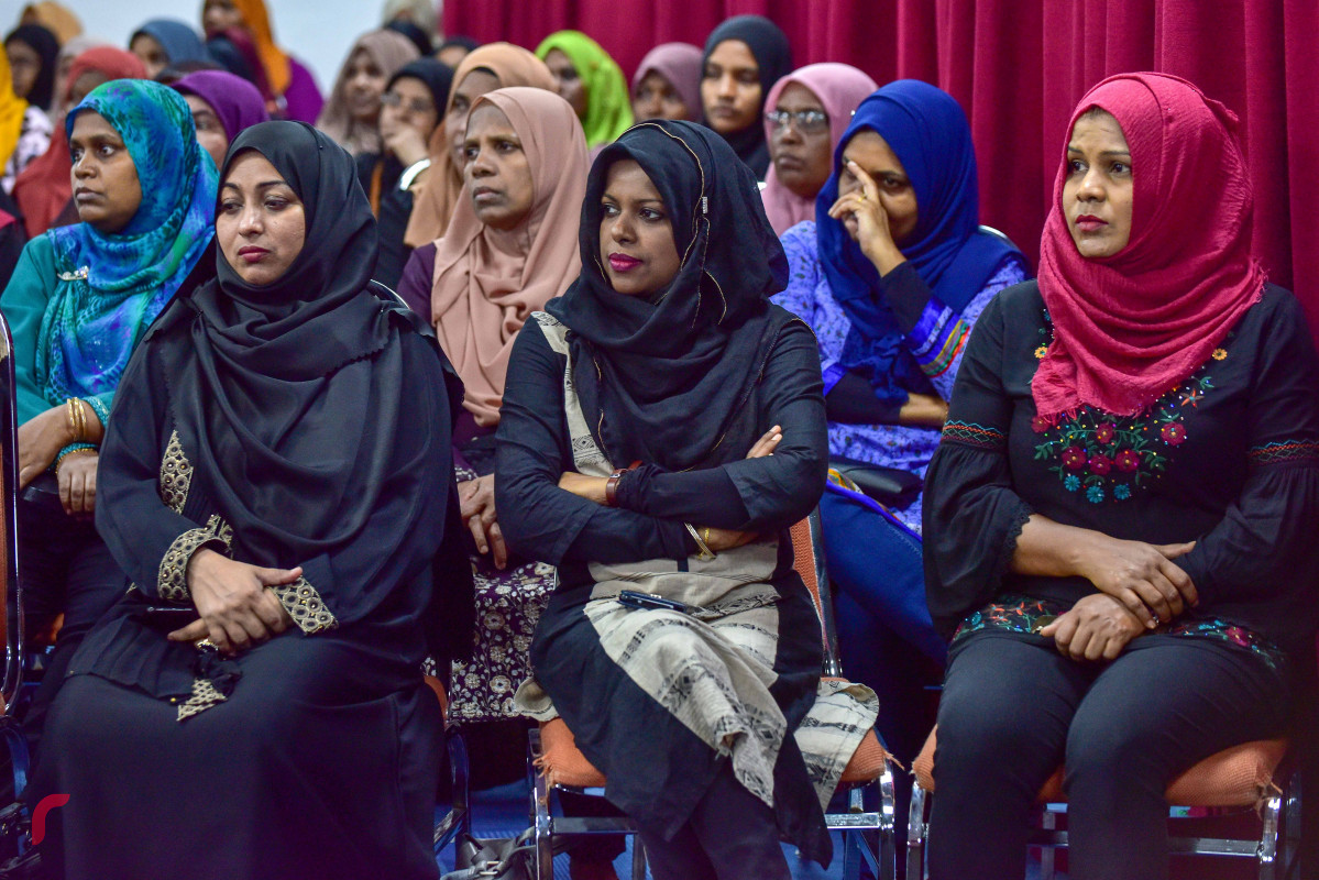 ޖޫން 1، 2018: ކުރީގެ އިސްލާމިކް މިނިސްޓަރު ޑރ. އަބްދުލް މަޖީދު އަބްދުލް ބާރީގެ ހަނދާނުގައި، އިސްލާމީ މަރުކަޒުގައި ބޭއްވި ތައުބީރުގެ ޖަލްސާގެ ތެރެއިން -- ފޮޓޯ: މުހައްމަދު ޝަރުހާން / ރާއްޖެ އެމްވީ