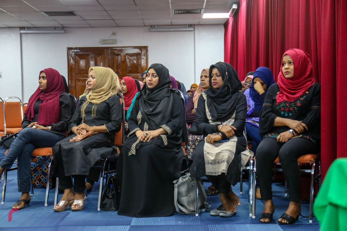 ޖޫން 1، 2018: ކުރީގެ އިސްލާމިކް މިނިސްޓަރު ޑރ. އަބްދުލް މަޖީދު އަބްދުލް ބާރީގެ ހަނދާނުގައި، އިސްލާމީ މަރުކަޒުގައި ބޭއްވި ތައުބީރުގެ ޖަލްސާގެ ތެރެއިން -- ފޮޓޯ: މުހައްމަދު ޝަރުހާން / ރާއްޖެ އެމްވީ