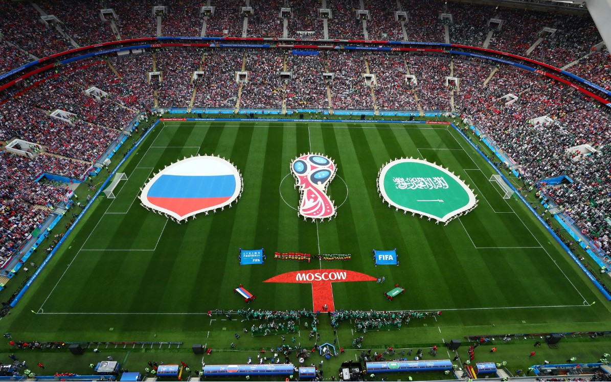 ޖޫން 14، 2018: މިއަހަރުގެ ވޯލްޑް ކަޕް ފެށިގެންދިޔައީ ރަޝިއާ އަދި ސައުދީ އަރަބިއްޔާގެ މެޗާއެކު. މިއަހަރުގެ ވޯލްޑް ކަަޕްގައި 32 ގައުމު ބައިވެރިވިއިރު 64 މެޗު ކުޅެވިގެންދާނެ. ރަޝިއާގެ 11 ސިޓީއެއްގައި ބިނާކޮށްފައިވާ 11 ސްޓޭޑިއަމެއްގައި ވޯލްޑް ކަޕްގެ މެޗުތައް ކުޅޭނެ