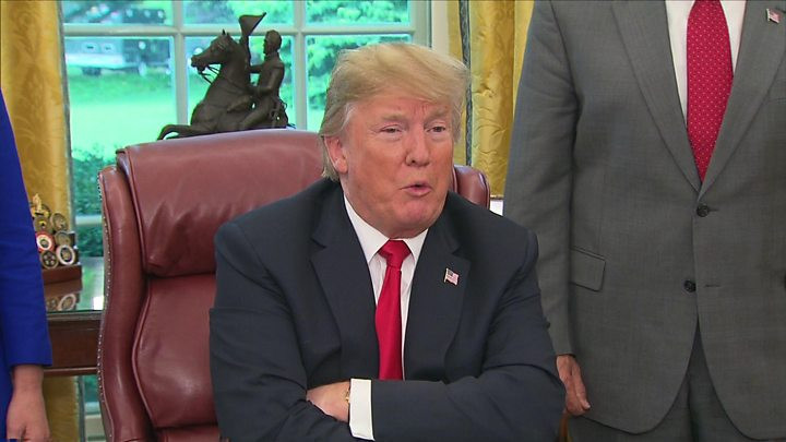 20 ޖޫން 2018 ވަނަ ދުވަހު އެެމެރިކާގެ ރައީސް ޑޮނަލްޑް ޓްރަމްޕް، މައިގްރޭޝަން ޕޮލިސީގެ ގަރާރުގައި ސޮއިކުރެއްވުމަށްފަހު