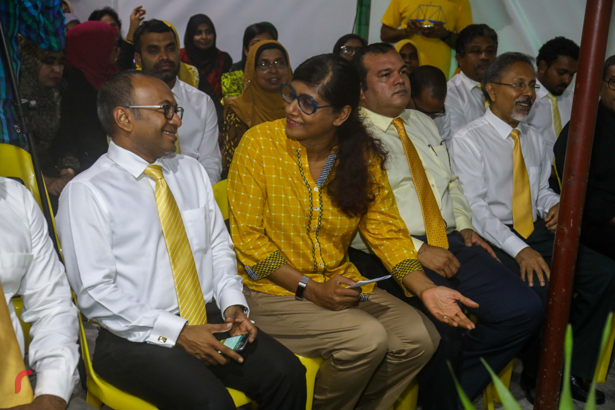 ޖޫން 26، 2018: އެމްޑީޕީއަށް 13 އަހަރު ފުރުން ފާހަގަކުރުމަށް ހަރުގޭގައި ބޭއްވި ރަސްމިއްޔާތުގައި އެމްޑިޕީގެ ޗެއާޕާސަން ހަސަން ލަތީފް އަދި މައްޗަންގޯޅި އުރުތު ދާއިރާގެ މެމްބަރު މާރިޔާ އަހުމަދުދީދީ ބައިވެރިވެ ވަޑައިގަންނަވަނީ -- ފޮޓޯ: މުހައްމަދު ޝަރުހާން / ރާއްޖެ އެމްވީ
