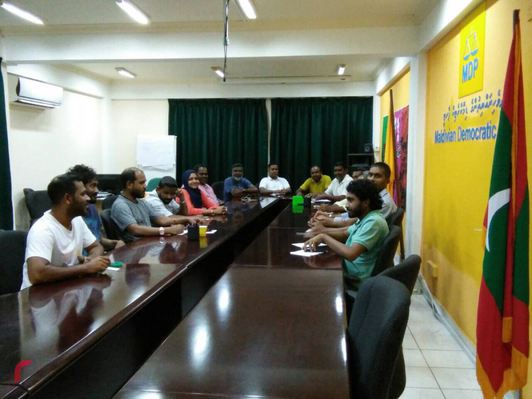 ޖުލައި 2، 2018: އެމްޑީޕީގެ ރިޔާސީ ޓިކެޓް ލިބިލެއްވި އިބްރާހިމް މުހައްމަދު ސޯލިހު ފުވައްމުލަކު އުތުރު ކެމްޕޭން ޓީމްއާއި ބައްދަލުކުރަށްވަނީ