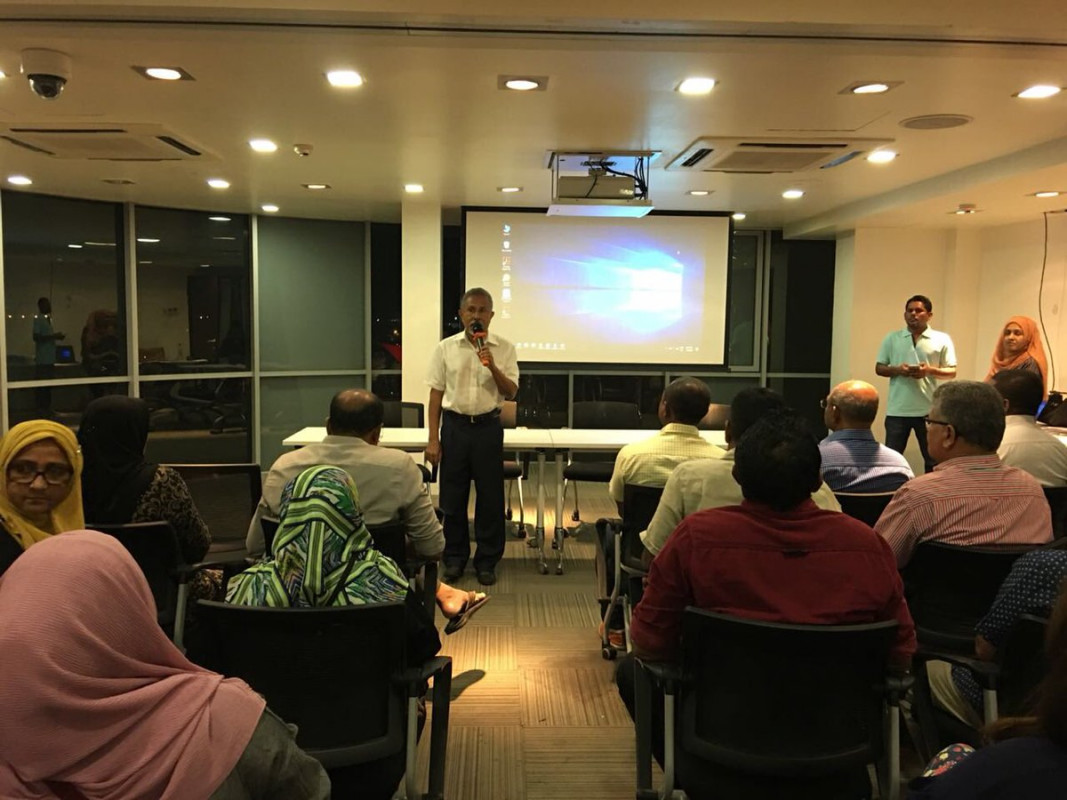 2018 ވަނަ އަހަރުގެ ރިޔާސީ އިންތިހާބަށް އެމްޑީޕީގެ ފަރާތުން މާލޭގައި ހަރަކާތްތެރިވާނެ އެ ޕާޓީގެ ކެމްޕެއިން އޭޖެންޓުން ތަމްރީން ކުރުމަށް ބޭއްވި ހަރަކާތުގެ ތެރެއިން 2013 ވަނަ އަހަރުގެ ރިޔާސީ އިންތިހާބުގައި ވާދަކުރެއްވި އެޕާޓީގެ ރިޔާސީ ކެންޑިޑޭޓްގެ ރަނިންމޭޓް ޑރ. މުސްތަފާ ލުތުފީ ވާހަަކަ ދައްކަވަނީއެވެ.