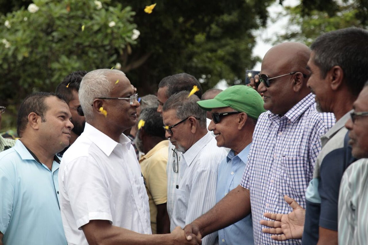 އިބޫގެ ފުރަތަމަ ދަތުރުފުޅުގައި އައްޑޫ ސިޓީ ހިތަދޫގައި ކެމްޕެއިން ޓީމްތަކާ ބައްދަލުކުރާނެއެވެ. ދޮރުން ދޮރަށް ރަސްމީކޮށް ފަށާނީ ފޭދޫންނެވެ. އެ އަށް ފަހު ހުޅުދޫ އާއި މީދޫއަށް ވަޑައިގެން އެ ދެ ރަށުގައި ވެސް ދޮރުން ދޮރަށް ކެމްޕެއިން ކުރިއަށް ގެންދިއުމާއި ކެމްޕެއިން ޓީމްތަކާއި ބައްދަލު ކުރެއްވުމަށް ވަނީ ހަމަޖެހިފައެވެ.