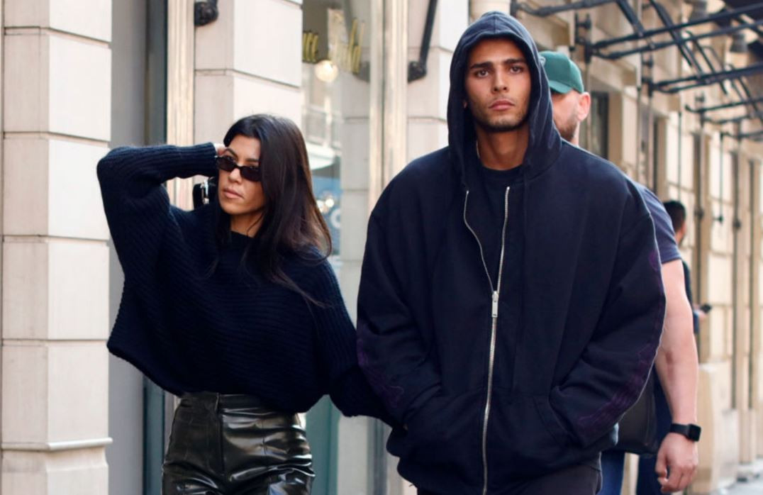 ކޯޓްނީ ކާޑޭޝިއަންއާއި ޔޫނިސް ބެންޖީމާ