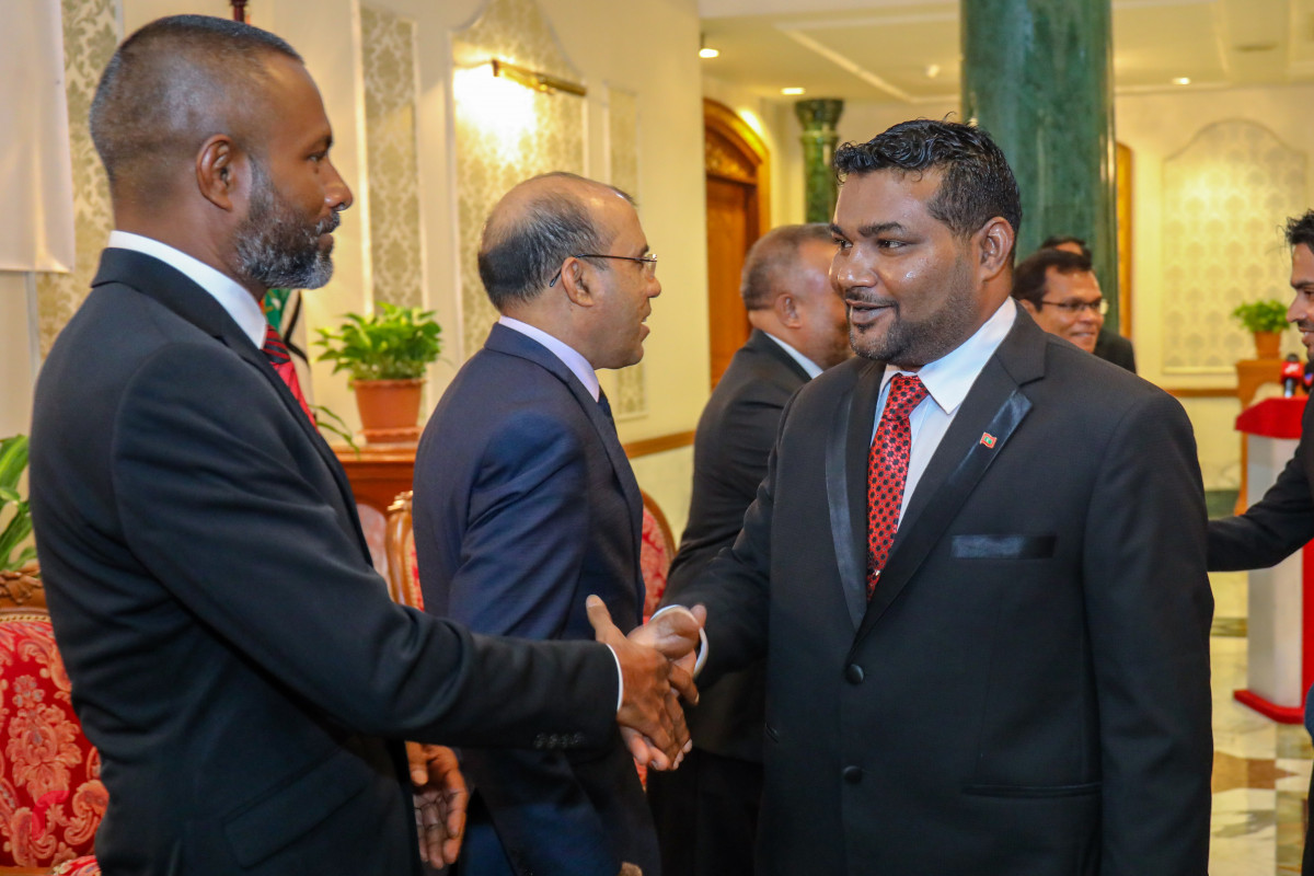 ޖުލައި 24، 2018: ހައިކޯޓުގެ ފަނޑިޔާރެއްގެ ގޮތުގައި ފައިސަލް (ކ) އާއި ޝަހީދު ހަމަޖެއްސެވި ޖަލްސާގެ ތެރެއިން