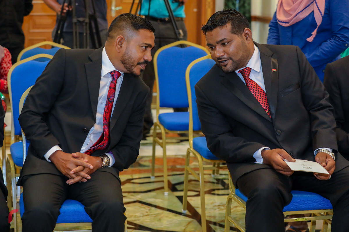 ހައިކޯޓުގެ އިސްފަނޑިޔާރު ޝުޖާއު އުސްމާން (ވ) އަދި ހައިކޯޓުގެ ފަނޑިޔާރު މުހައްމަދު ފައިސަލް