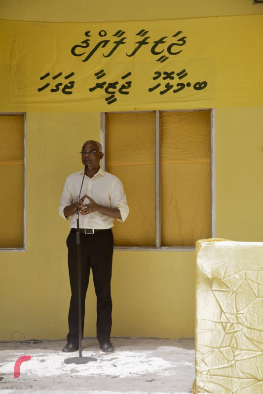 އިބޫ ކެމްޕޭން ދަތުރުފުޅެއްގައި ވާހަކަ ދައްކަވަނީ