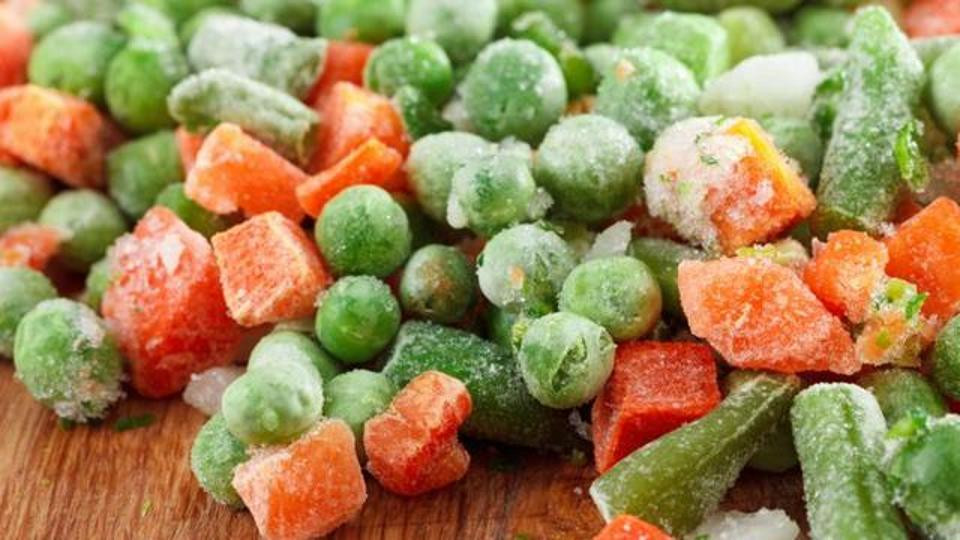 ގަނޑުކޮށްފައި ހުރި މޭވާ އާއި ތަރުކާރީ