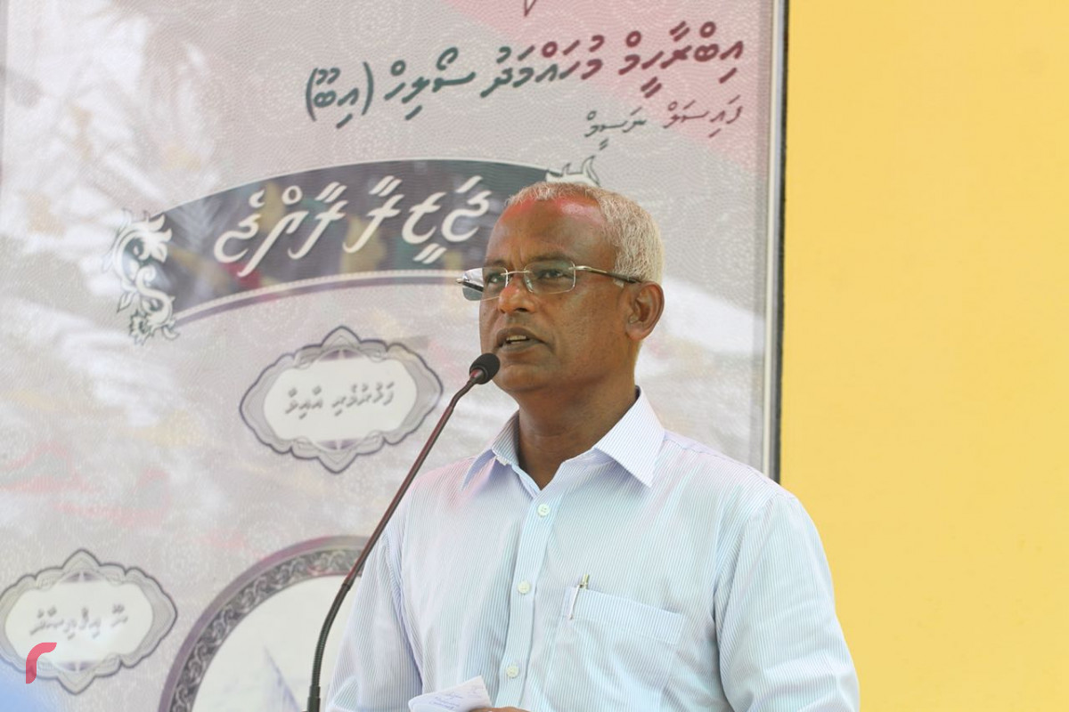 ގުޅިފައިވާ ސިޔާސީ ޕާޓީތަކުގެ ފަރާތުން އިންތިހާބުގައި ވާދަކުރައްވާ ކެނޑިޑޭޓް އިބްރާހިމް މުހައްމަދު ސޯލިހު (އިބޫ)