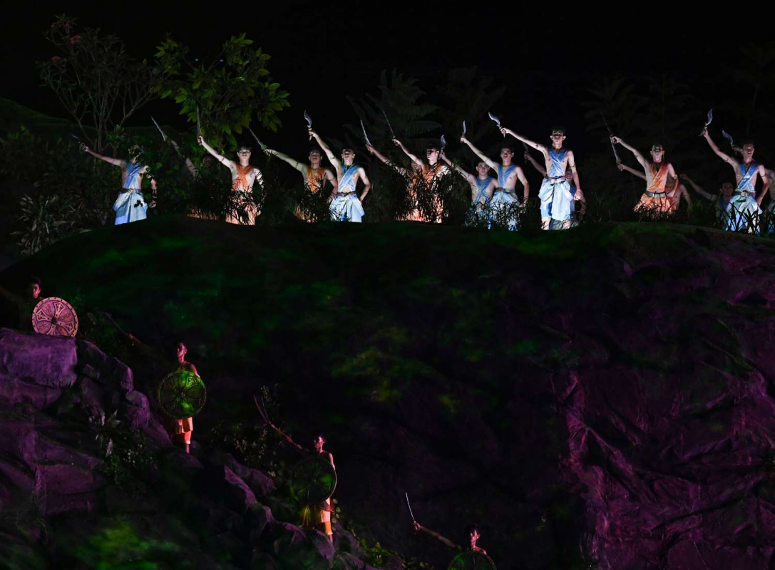 އޯގަސްޓް 18، 2018: އިންޑޮނީޝިއާ- އޯގަސްޓް 18 އިން ސެޕްޓެމްބަރު 2 އަށް އިންޑޮނީޝިއާގެ ޖަކާޓާ އަދި ޕެލެމްބަންގްގައި ކުރިއަށްދާ އޭޝިއަން ގޭމްސްގެ ހުޅުވުމުގެ ރަސްމިއްޔާތުގެ ތެރެއިން، މި އަހަރުގެ އޭޝިއަން ގޭމްސްގައި 45 ގައުމުން 40 ތަފާތު ކުޅިވަރެއްގައި ބައިވެރިވާނެއެވެ.