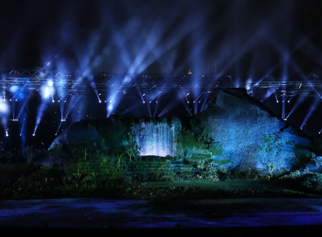 އޯގަސްޓް 18، 2018: އިންޑޮނީޝިއާ- އޯގަސްޓް 18 އިން ސެޕްޓެމްބަރު 2 އަށް އިންޑޮނީޝިއާގެ ޖަކާޓާ އަދި ޕެލެމްބަންގްގައި ކުރިއަށްދާ އޭޝިއަން ގޭމްސްގެ ހުޅުވުމުގެ ރަސްމިއްޔާތުގެ ތެރެއިން، މި އަހަރުގެ އޭޝިއަން ގޭމްސްގައި 45 ގައުމުން 40 ތަފާތު ކުޅިވަރެއްގައި ބައިވެރިވާނެއެވެ.