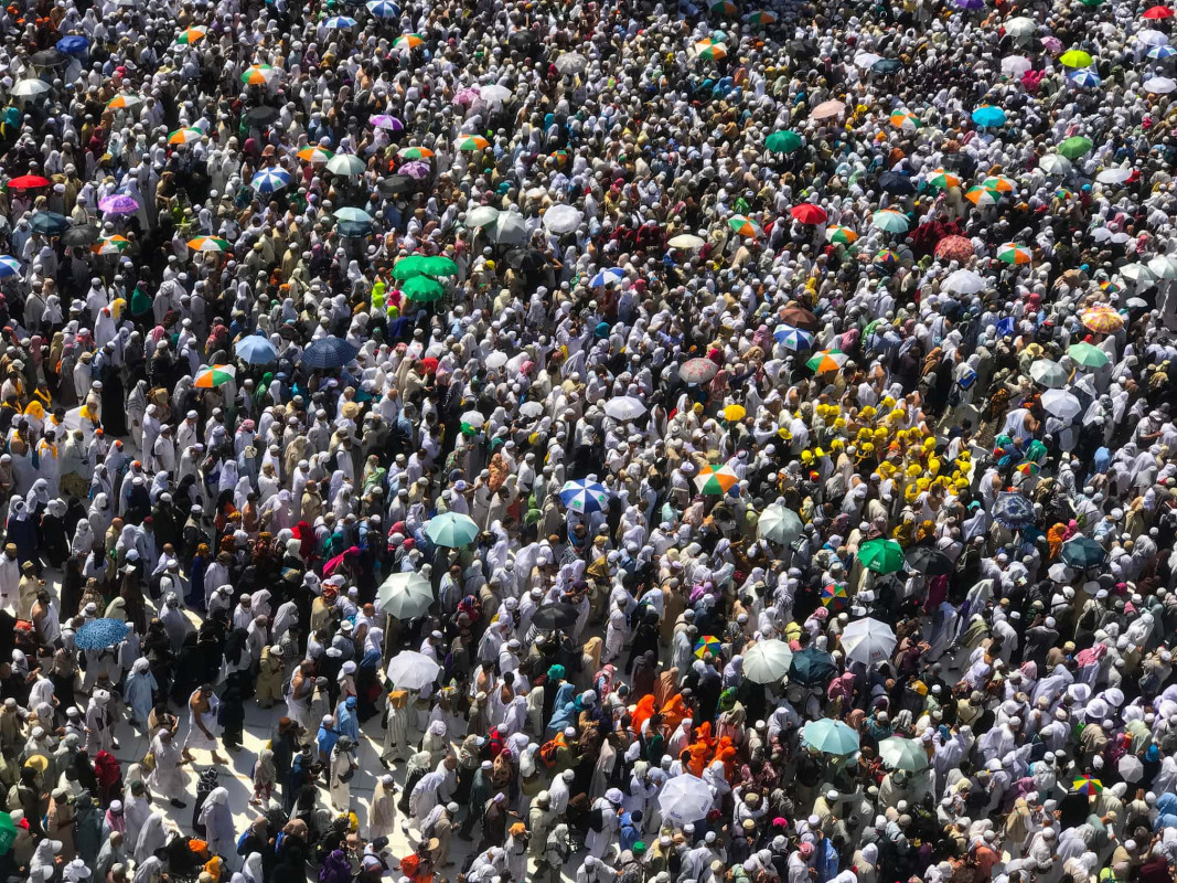 އޯގަސްޓް 20، 2018: 1439 ވަނަ އަހަރުގެ ހައްޖުގެ އަޅުކަން އަދާކުރަނީ، މި އަހަރު ހައްޖުގެ އަޅުކަން އަދާކުރުމަށް 2 މިލިއަނަށްވުރެ ގިނަ ހައްޖާޖީން ވަނީ މައްކާއަށް ގޮސްފައި