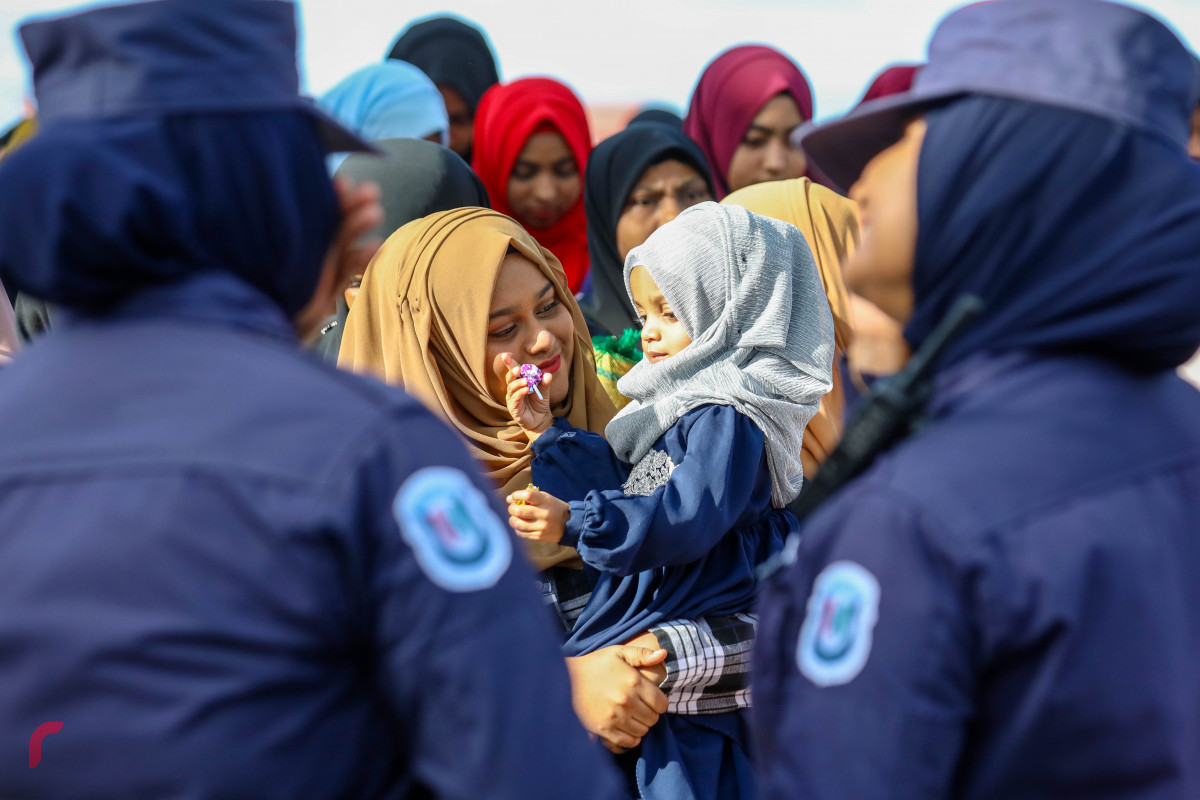 އޯގަސްޓް 21، 2018: މާފަންނު ސްޓޭޑިއަމްގައި ކުރެވުނު އަޟްހާ އީދު ނަމާދުގެ ތެރެއިން، ސްޓޭޑިއަމްގައި ކުރެވުނު އީދު ނަމާދުގައި ގިނަ އަދަދެއްގެ ފަރާތްތަކުން ވަނީ ބައިވެރިވެފައި