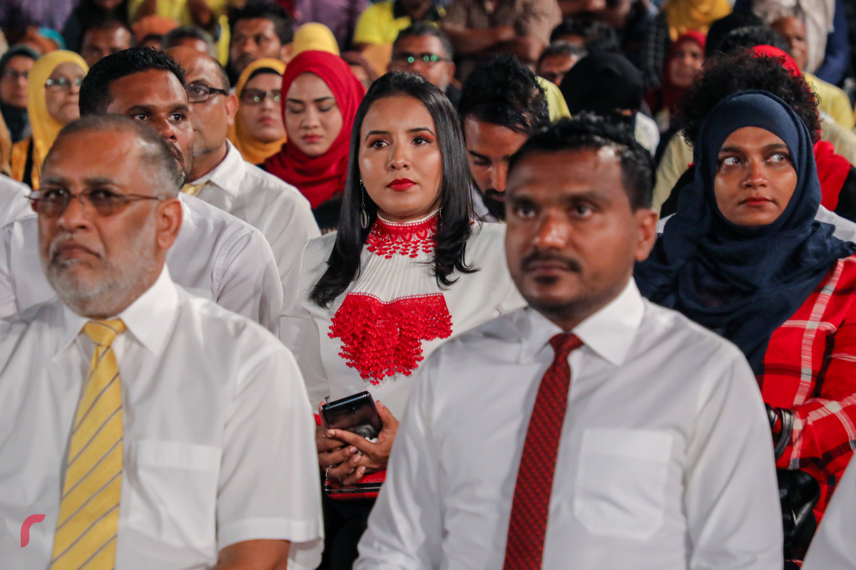 ސެޕްޓެމްބަރު 8، 2018: "އިންސާފުގެ މަގަށް" ނަމުގައި ގުޅިފައިވާ ޕާޓީތަކުން ހޮނިހިރު ދުވަހުގެ ރޭ ކާނިވާ ސަރަހައްދުގައި ބޭއްވި ޖަލްސާގެ ތެރެއިން -- ފޮޓޯ: މުހައްމަދު ޝަރުހާން/ ރާއްޖެ އެމްވީ