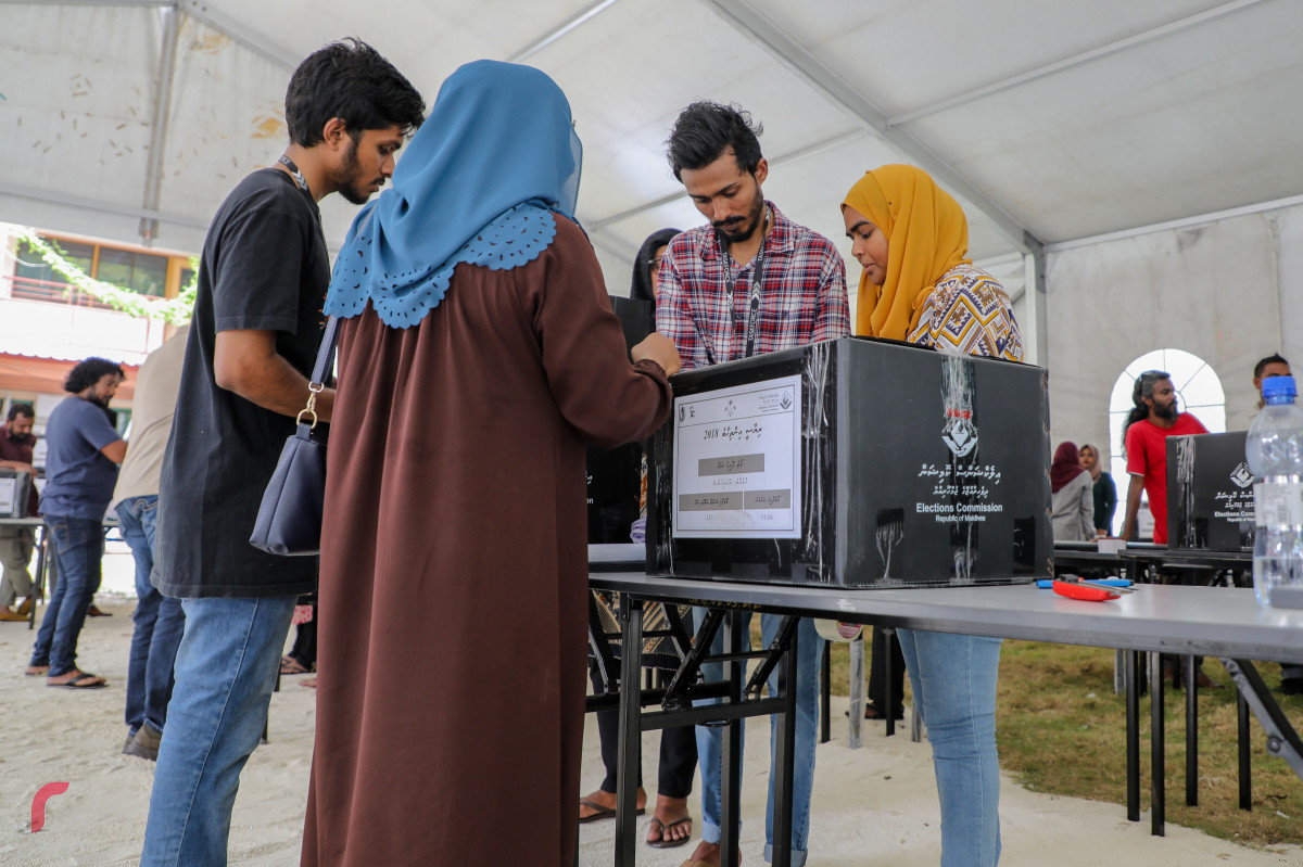 ރިސޯޓްތަކުގައި ވޯޓްފޮށި ބަހައްޓާނީ 50 މީހުންނަށް ވުރެ ގިނައިން ރަޖިސްޓްރީ ކުރުމުން