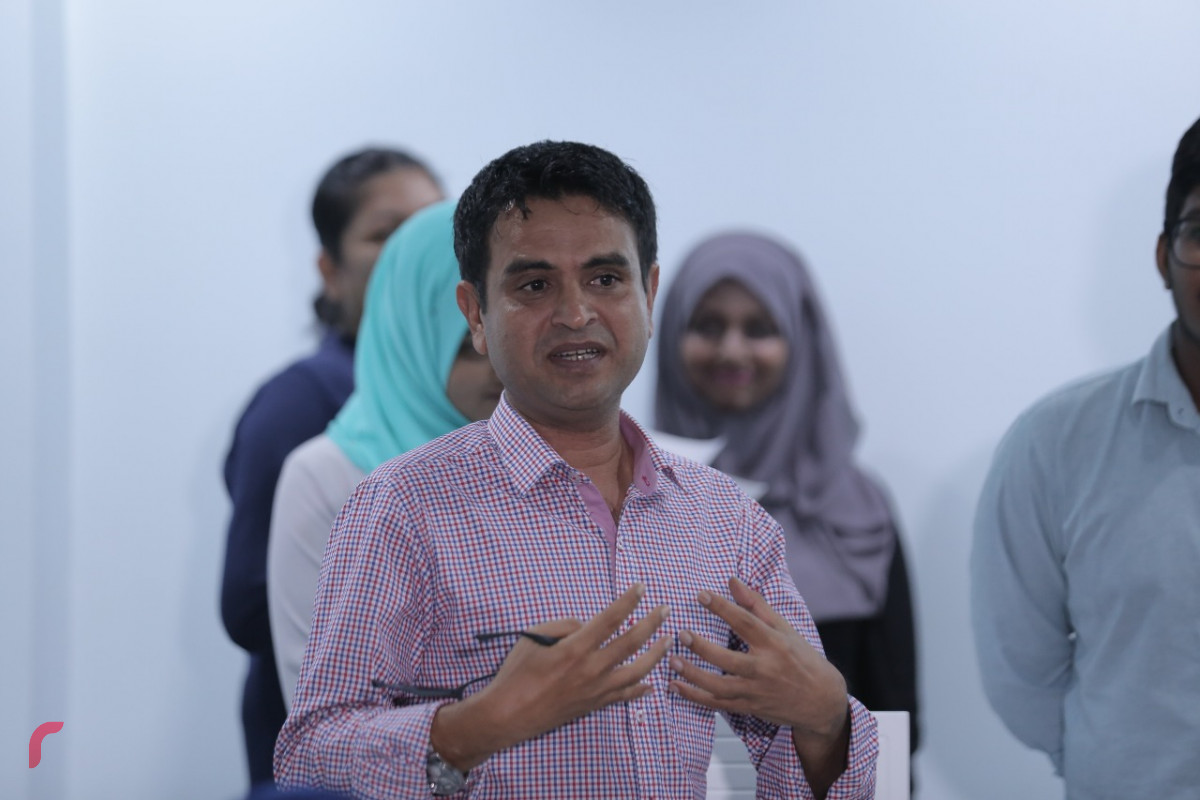 ރާއްޖެ ތީވީގެ އެމްޑީ އަހުމަދު ސަލީމް ރޭގެ ހަފްލާގައި ވާހަކަ ދައްކަވަނީ