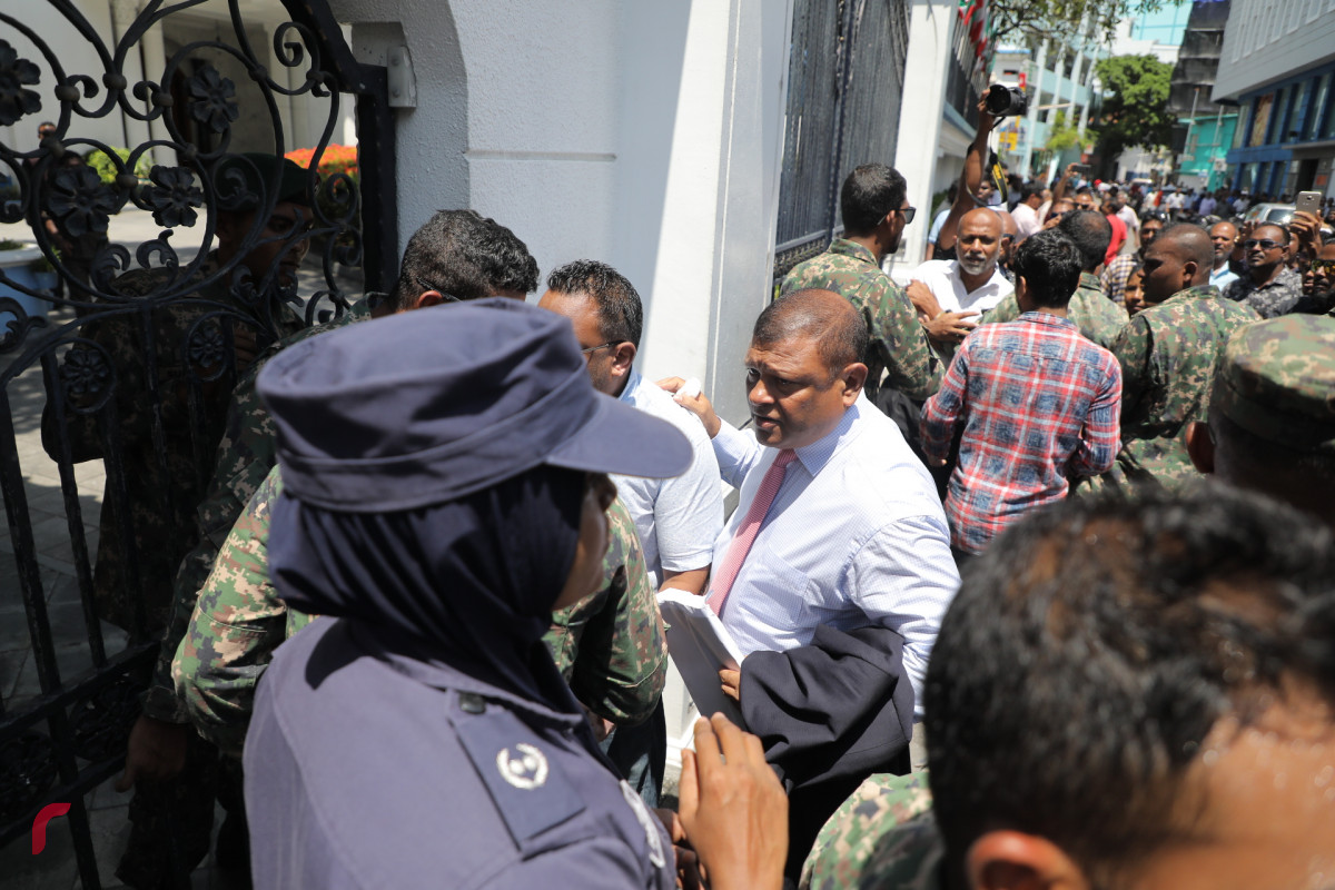 އިންތިހާބު ބާތިލް ކުރަން ރައީސް ޔާމިން ހުށައެޅުއްވި މައްސަލައިގައި ވަކާލާތު ކުރެއްވި ސަލީމް ކޯޓަށް ވަންނަަވަނީ:-ފޮޓޯ ރާއްޖެއެމްވީ-މުހައްމަދު ޝަރުހާން