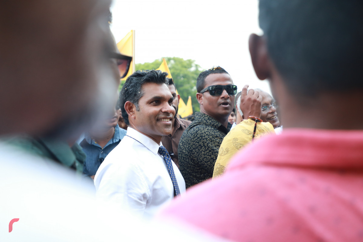 ނޮވެމްބަރ 1، 2018: ރައީސް ނަޝީދު ރާއްޖެ ވަޑައިގަތުމުން އެމަނިކުފާނަށް މަރުހަބާ ދެންނެވުމަށް މާލޭގައި ކުރިއަށް ގެންދިޔަ ހަރަކާތްތަކުގައި އިންތިޚާބީ ނައިބު ރައީސް ފައިސަލް ނަސީމް ބައިވެރިވެވަޑައިގަންނަވަނީ - ފޮޓޯ: މުޙައްމަދު ޝަރުހާން / ރާއްޖެ އެމްވީ