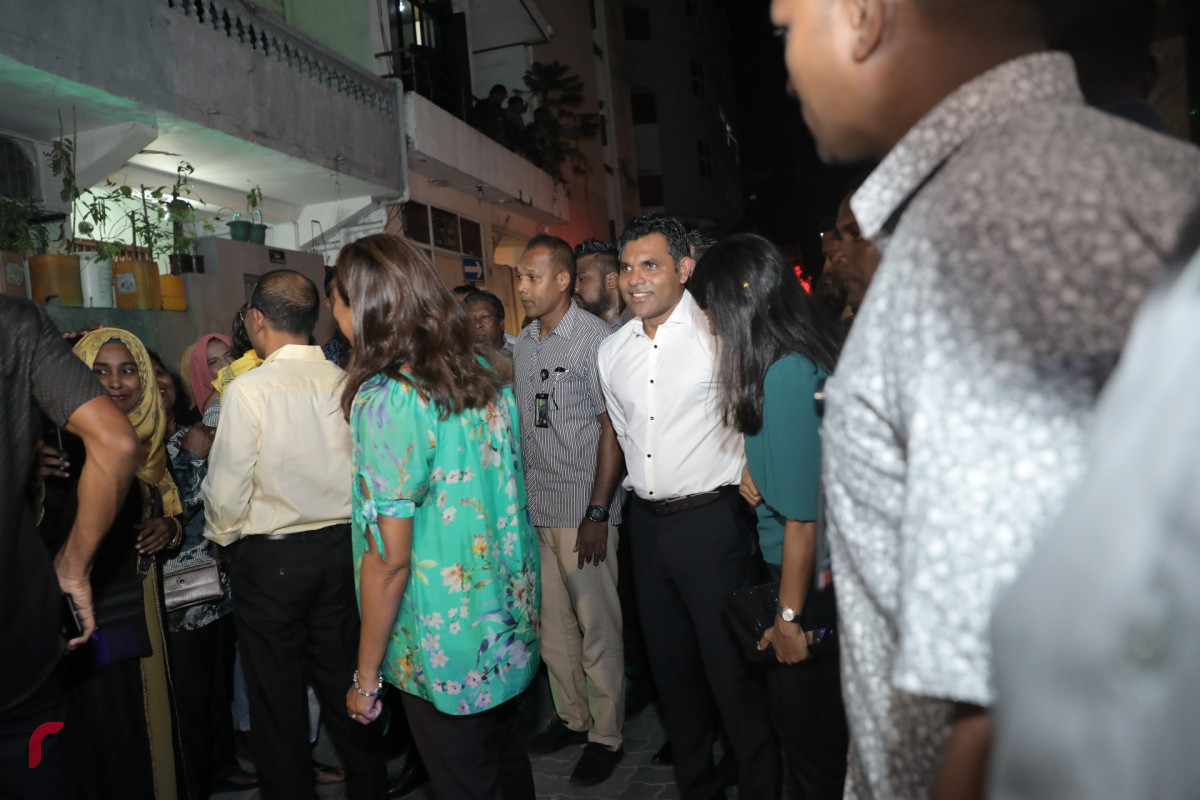 ނޮވެމްބަރު 2، 2018: މުޅި ގަލޮޅު އުފާ ފާޅުކުރުން ނަަމުގައި ސިޓީޕާކް ސަރަހައްދުގައި ކުރިއަށްގެންދިޔަ ހަރަކާތުގެ ތެރެއިން، މި ހަރަކާތުގައި ކުރީގެ ރައީސް ނަޝީދުގެ އިތުރުން އިންތިހާބީ ރައީސް އިބްރާހިމް މުހައްމަދު ސޯލިހު އަދި އިންތިހާބީ ނާއިބު ރައީސް ފައިސަލް ނަސީމް ވަނީ ބައިވެރިވެ ވަޑައިގެންފައި -- ފޮޓޯ: މުހައްމަދު ޝަރުހާން