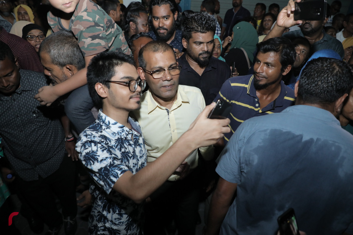 ނޮވެމްބަރު 2، 2018: މުޅި ގަލޮޅު އުފާ ފާޅުކުރުން ނަަމުގައި ސިޓީޕާކް ސަރަހައްދުގައި ކުރިއަށްގެންދިޔަ ހަރަކާތުގެ ތެރެއިން، މި ހަރަކާތުގައި ކުރީގެ ރައީސް ނަޝީދުގެ އިތުރުން އިންތިހާބީ ރައީސް އިބްރާހިމް މުހައްމަދު ސޯލިހު އަދި އިންތިހާބީ ނާއިބު ރައީސް ފައިސަލް ނަސީމް ވަނީ ބައިވެރިވެ ވަޑައިގެންފައި -- ފޮޓޯ: މުހައްމަދު ޝަރުހާން