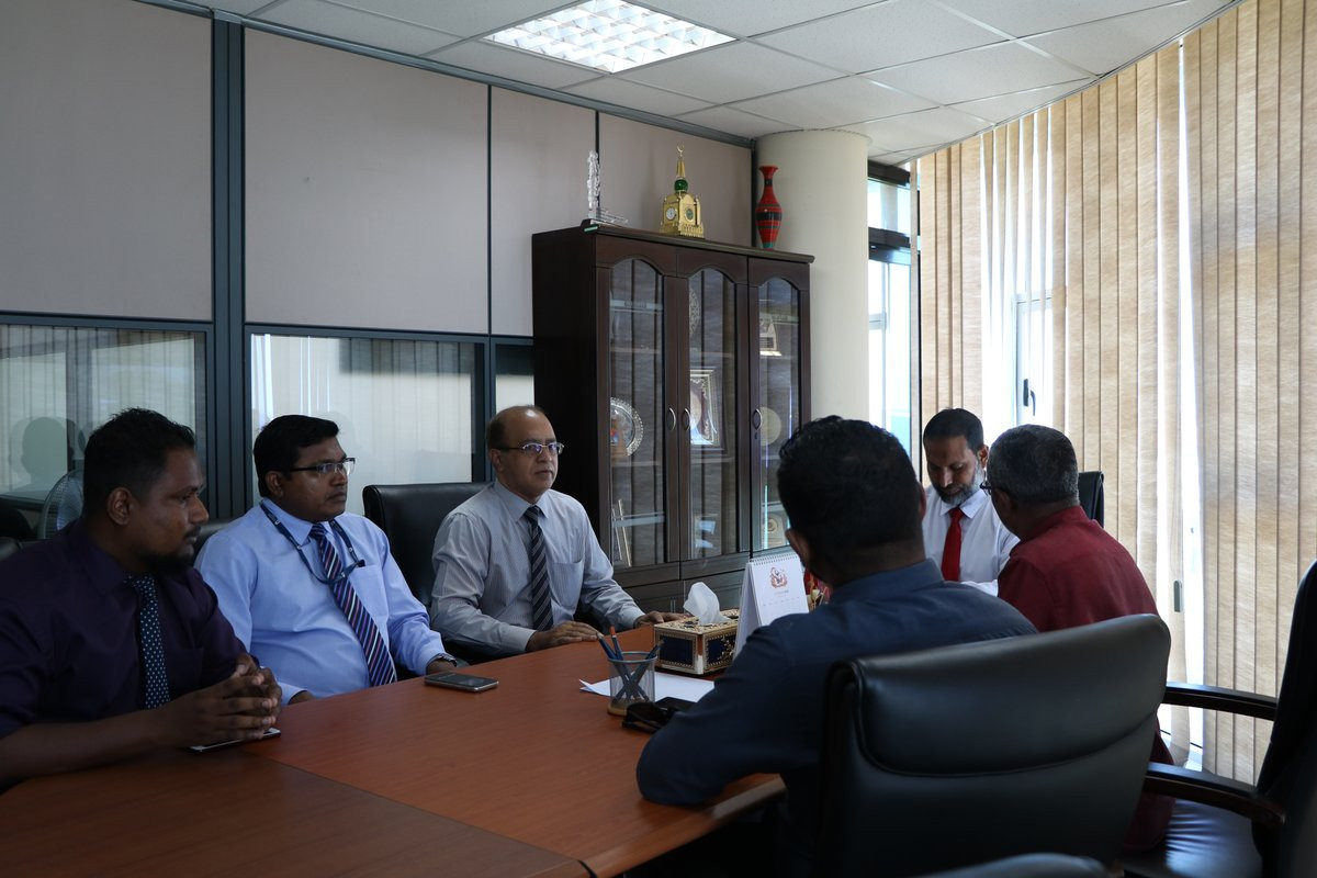 މިނިސްޓަރް އޮފް ހޯމް އެފެއާސް އިމްރާން އަބްދުﷲ މިޑިއާ ކައުންސިލާއި ބައްދަލު ކުރެއްވަނީ